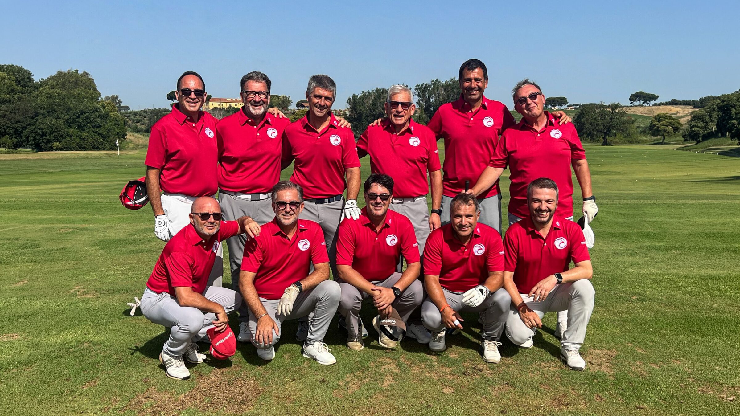 Eagles Golf Team in azione — sessione di gioco